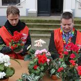 Aalten, FNV, actie bloemenvouwers, 31 maart 2016 010.jpg